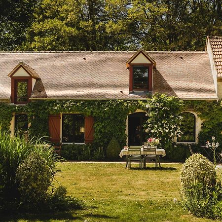 Domaine De Montizeau Bed & Breakfast Lailly-en-Val Exterior photo